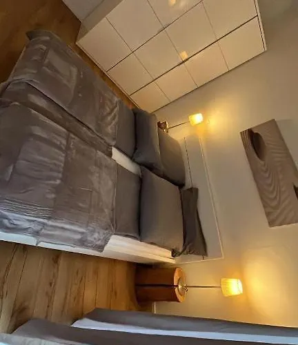 Center Altstadt Apartmán *